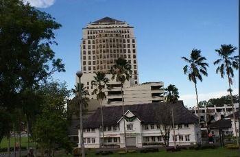 The Apartments At Merdeka Palace Hotel Kuching Ngoại thất bức ảnh